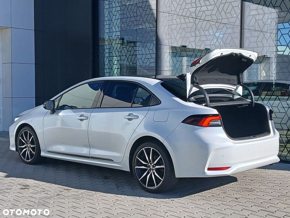 Toyota Corolla 1.8 Hybrid GR Sport Dynamic - 37