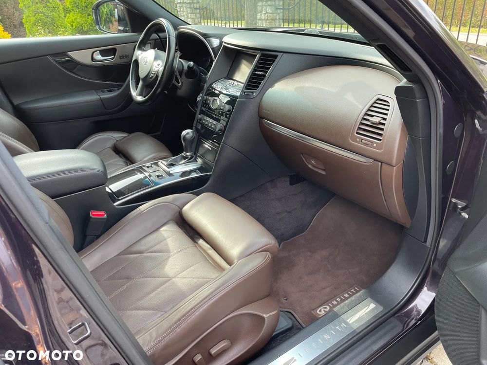 Infiniti QX70 3.0d S Premium - 11