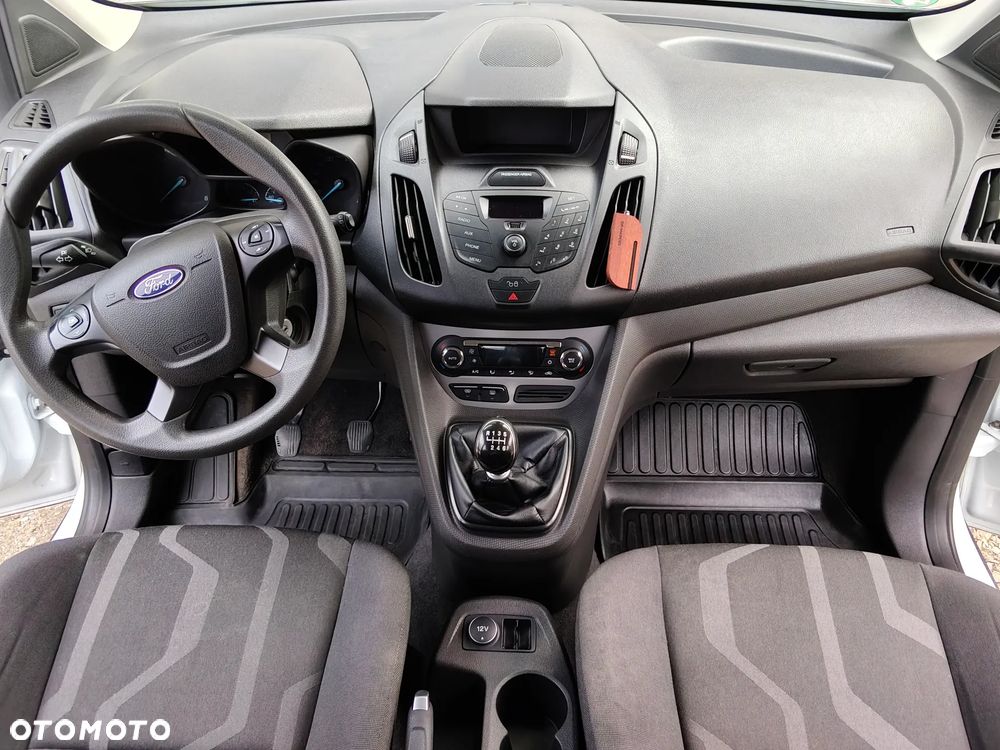 Ford Tourneo Connect - 19