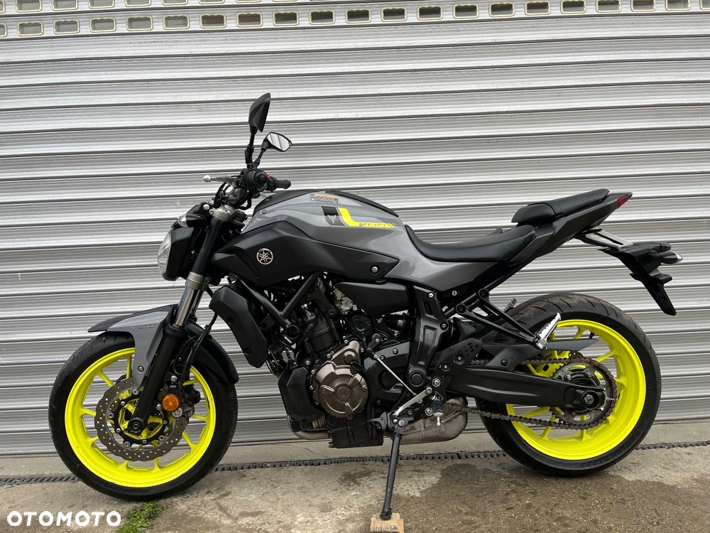 Yamaha MT - 19
