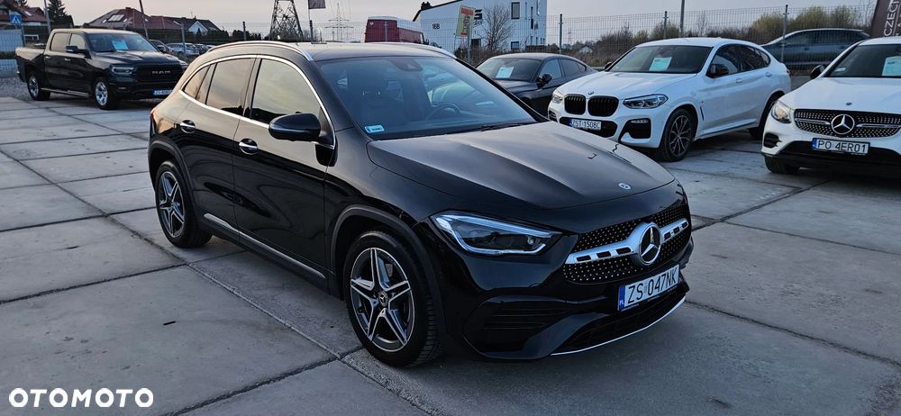 Mercedes-Benz GLA 200 d AMG Line - 3