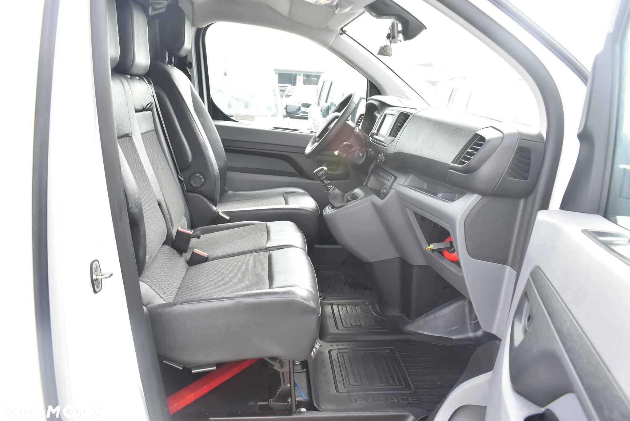 Toyota PROACE LONG 3,1T - 16