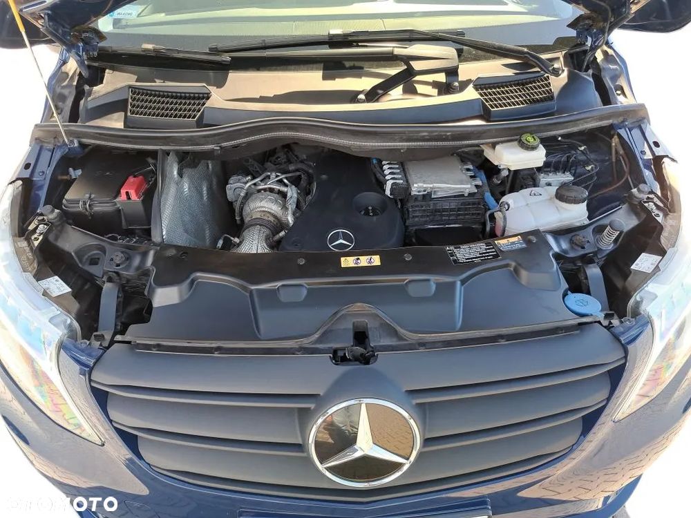 Mercedes-Benz VITO TOURER - 30