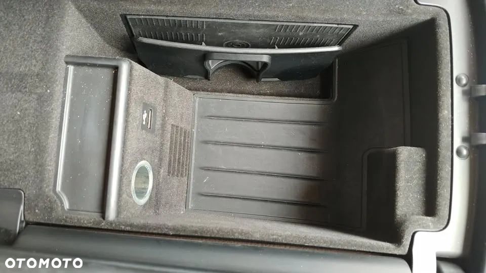 BMW Seria 7 740d xDrive - 19