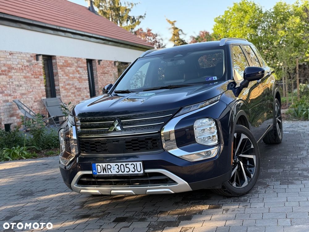 Mitsubishi Outlander 2.4 4WD CVT Instyle