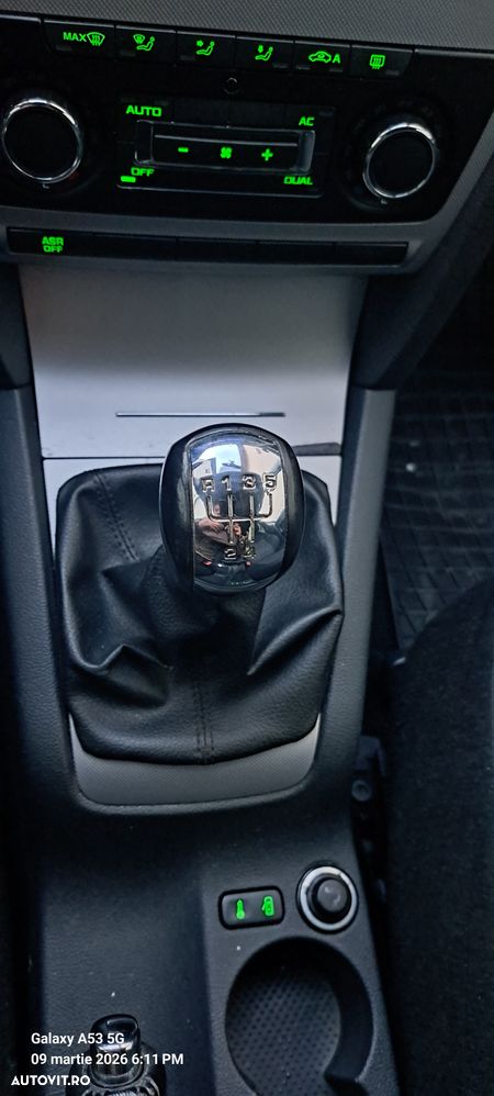 Skoda Octavia 1.6 TDI Business - 13