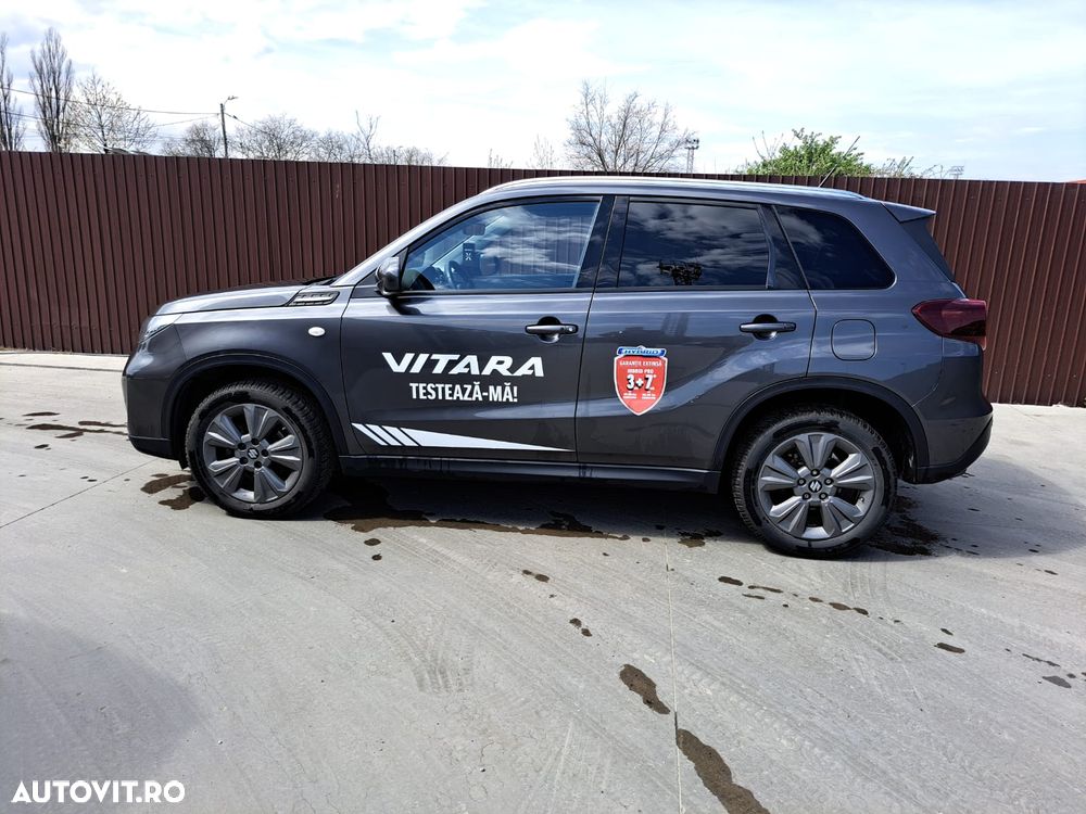 Suzuki Vitara 1.4 Boosterjet MHEV Passion - 2