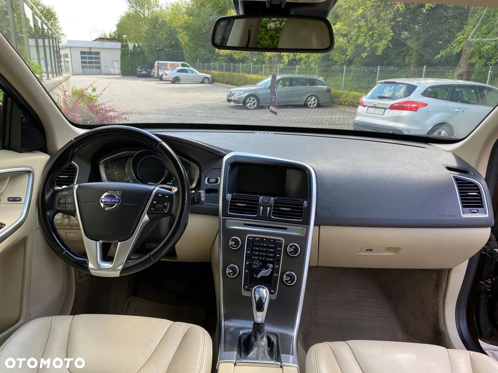 Volvo XC 60 T6 AWD Edition Pro - 20