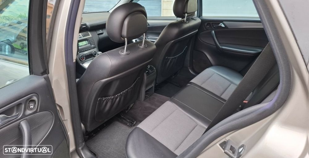 Mercedes-Benz C 220 CDI Avantgarde Sport Edition - 13