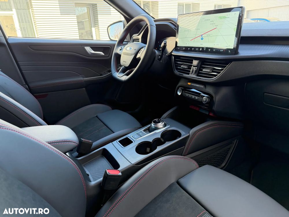 Ford Kuga 2.5 Duratec AWD FHEV ST-Line X - 20