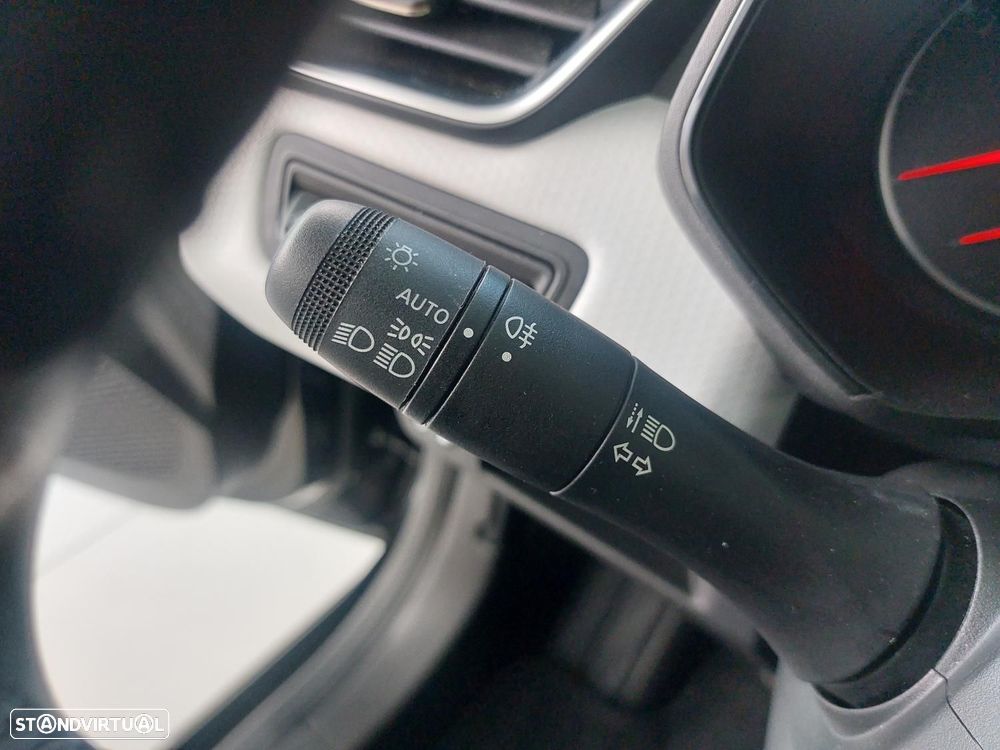 Renault Clio 1.0 TCe Evolution Bi-Fuel - 19