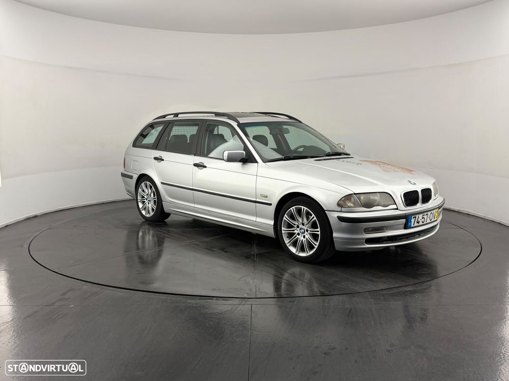 BMW 320