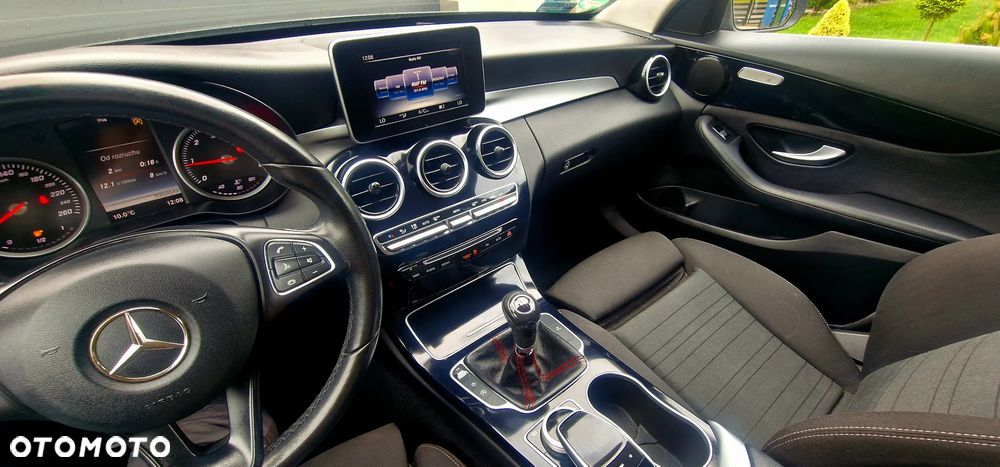 Mercedes-Benz Klasa C 200 (BlueTEC) d Avantgarde - 32