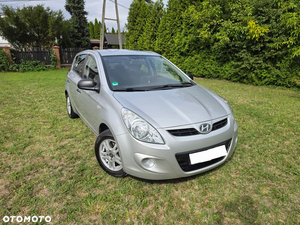 Hyundai i20 1.2 FIFA WM Edition - 6