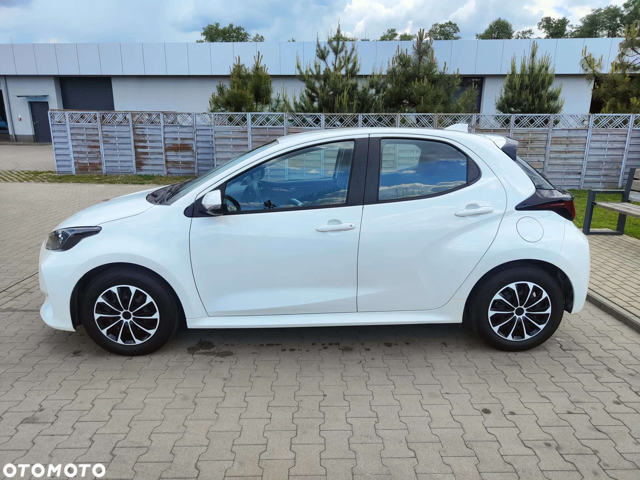 Toyota Yaris Hybrid 1.5 Active - 18