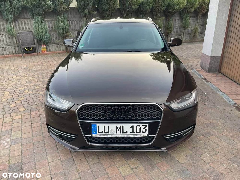 Audi A4 Avant - 4