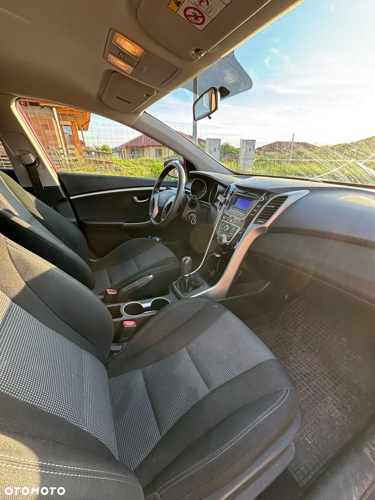 Hyundai i30 1.4 Classic - 9