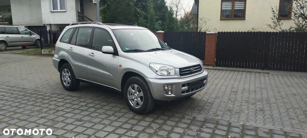 Toyota RAV4 - 2