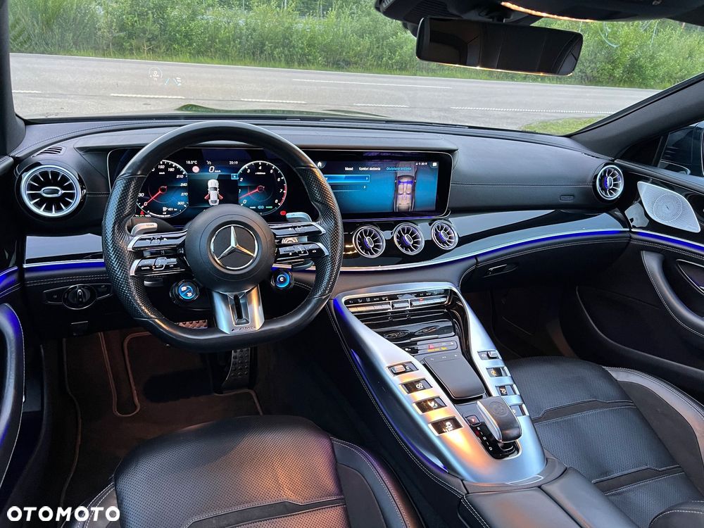 Mercedes-Benz AMG GT 43 4-Matic+ - 36