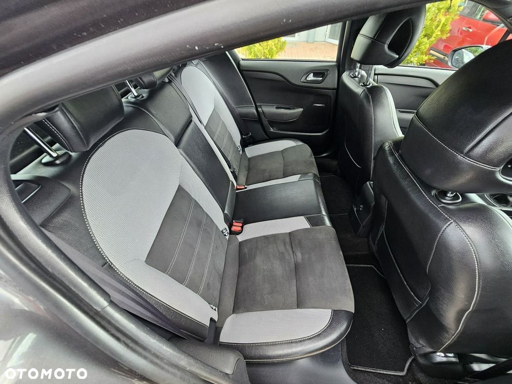 DS Automobiles DS 4 Crossback - 33