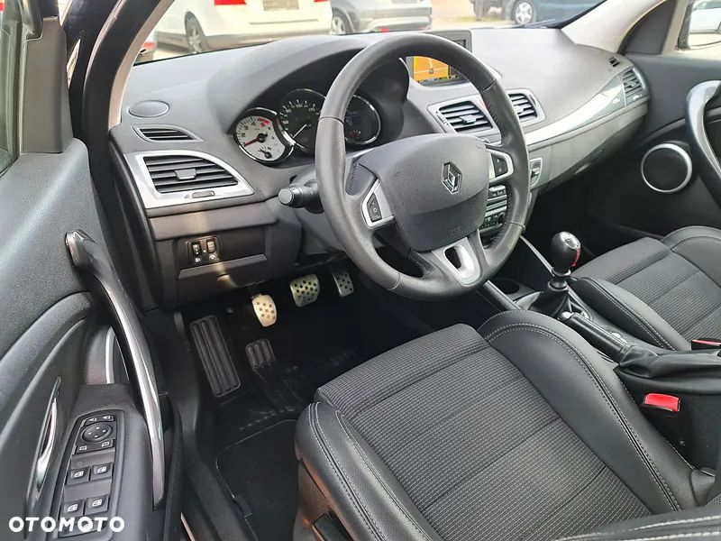 Renault Megane - 25