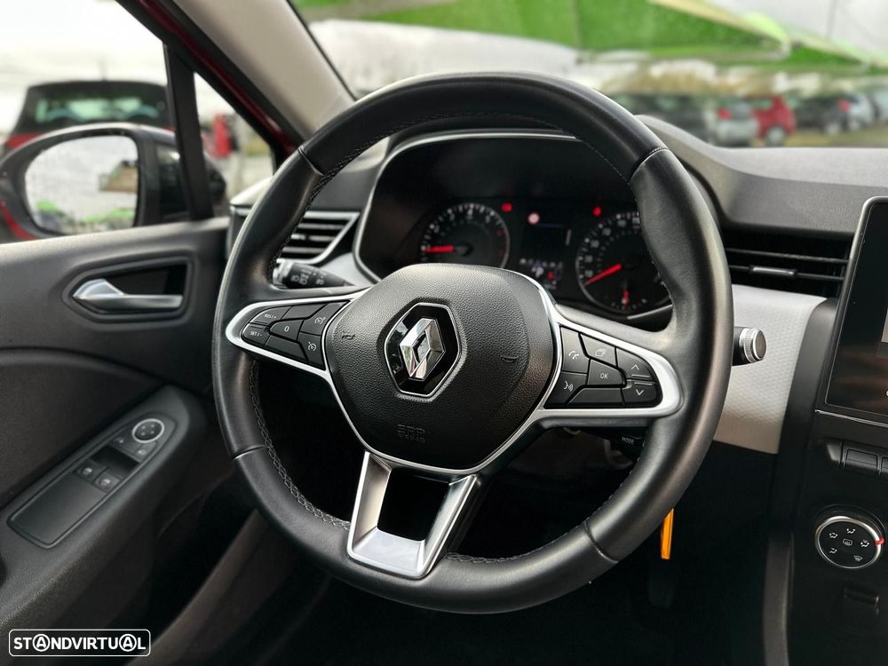 Renault Clio - 20