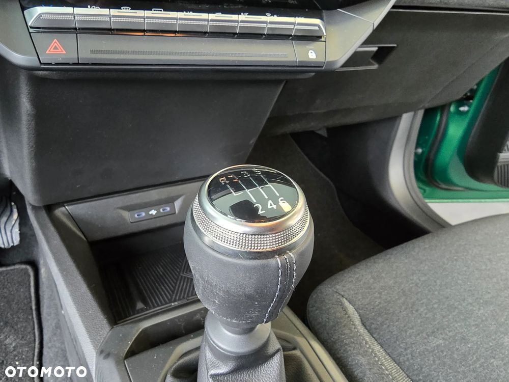 Renault Clio 1.2 TCe Evolution - 22