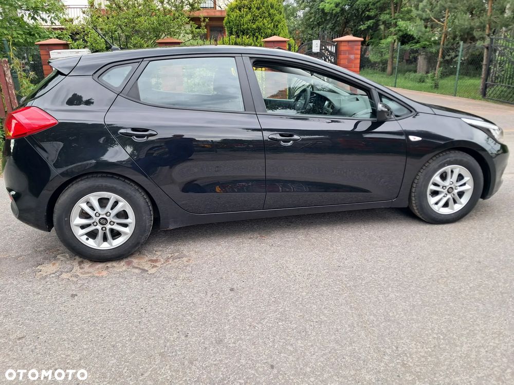 Kia Ceed 1.4 CVVT Attract - 11