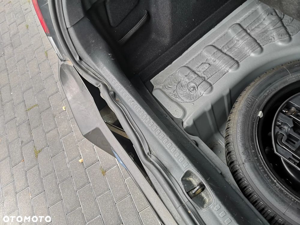 Citroën C4 1.4 VTi Attraction - 25
