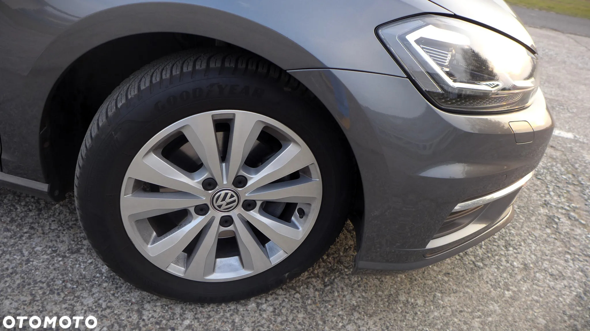 Volkswagen Golf VII 1.5 TSI BMT Comfortline - 5