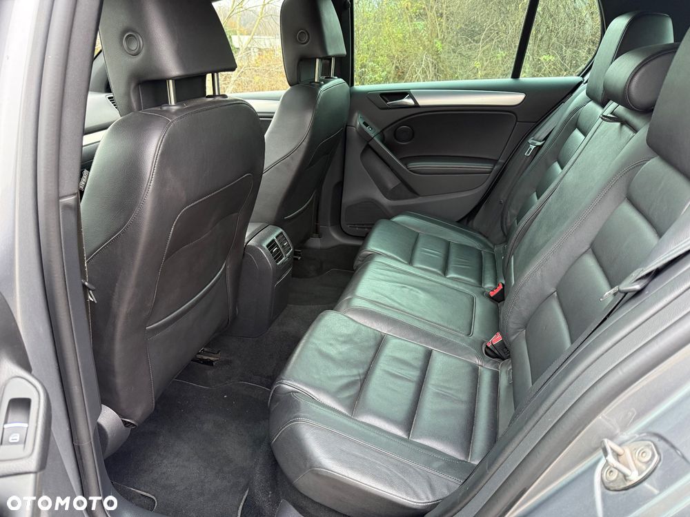 Volkswagen Golf 2.0 TSI 4Mot R - 29