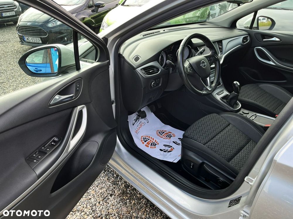 Opel Astra - 9
