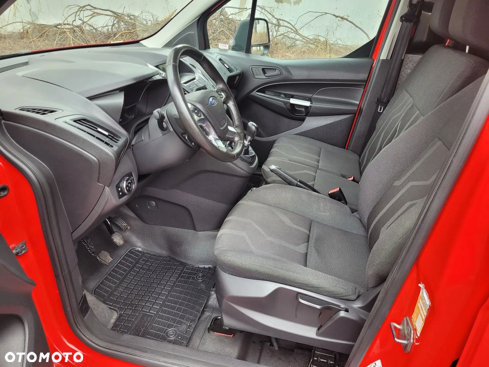 Ford Transit Connect - 16