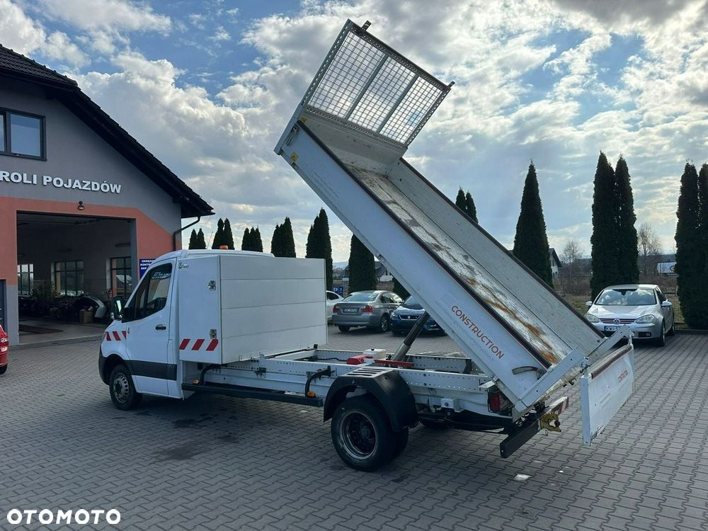 Mercedes-Benz Sprinter - 20