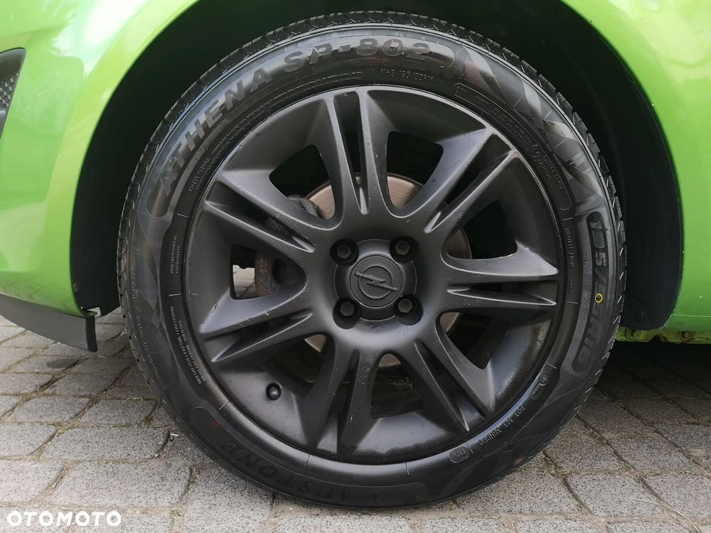 Opel Corsa 1.2 16V Energy - 28