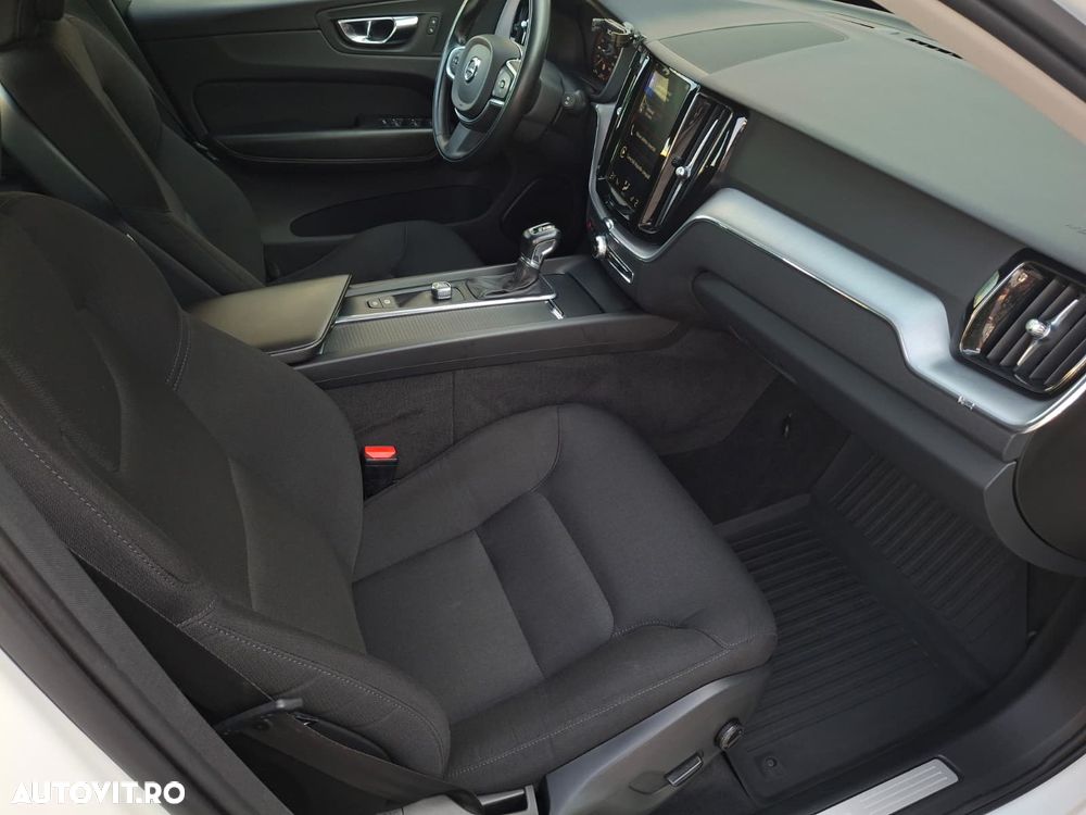 Volvo XC 60 T5 AWD Momentum - 12