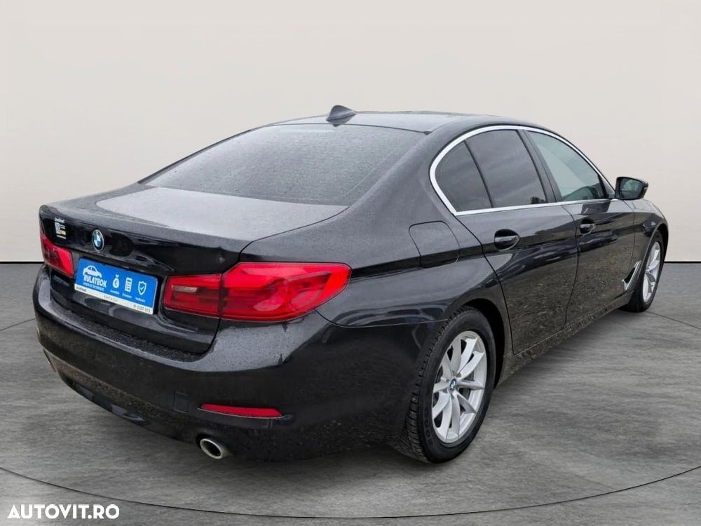BMW Seria 5 520d AT - 3