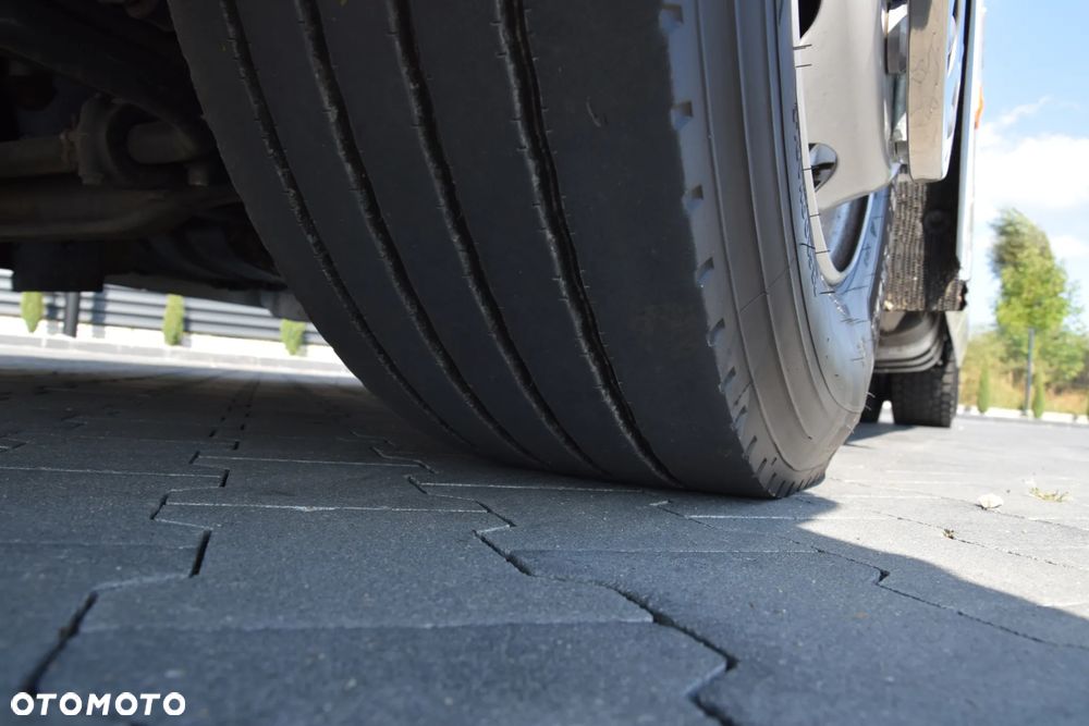 Volvo FH500 / EURO 6 / NOWY MODEL / KLIMATYZACJA POSTOJOWA / ACC / LEDY / 2 ZBIORNIKI PALIWA / FULL SPILERY / 2022 / SERWISOWANY / SPROWADZONY - 14