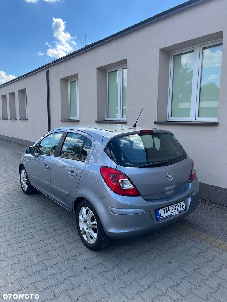 Opel Corsa 1.2 16V Silverline - 4