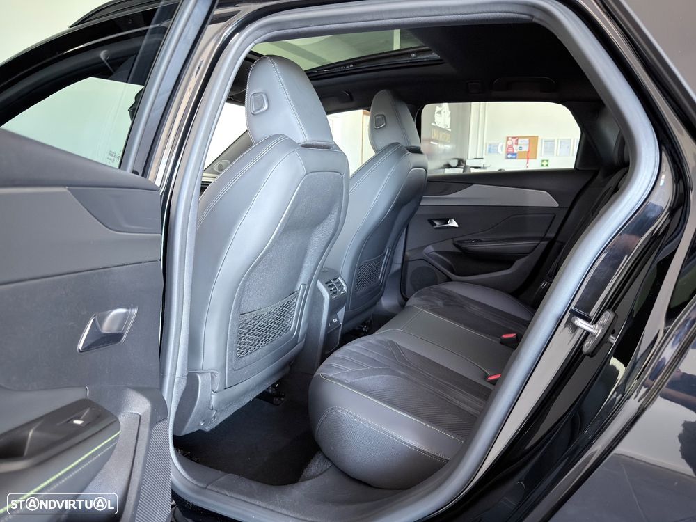 Peugeot 308 SW 1.2 PureTech GT EAT8 - 27