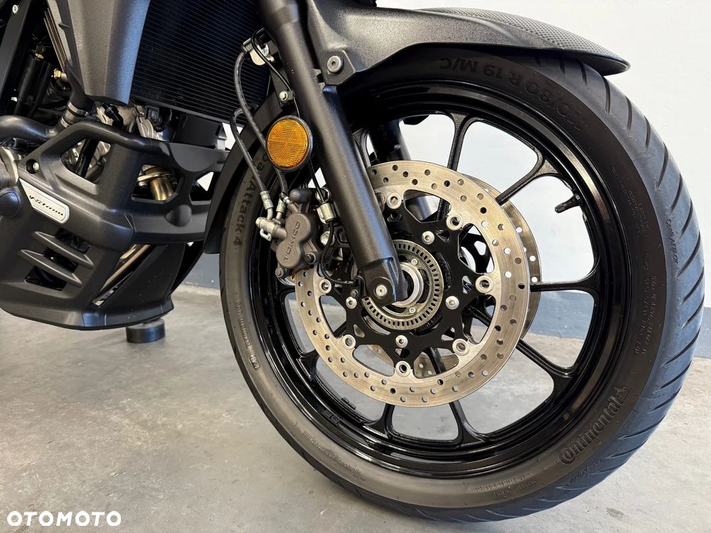 Suzuki V-STROM - 7