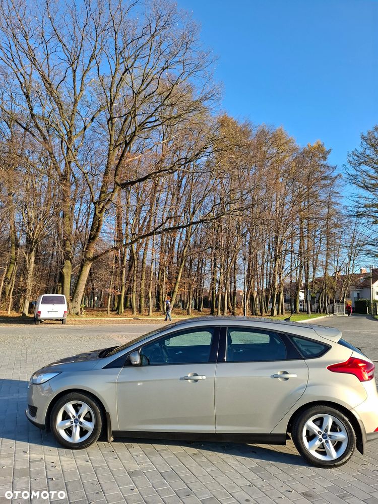 Ford Focus 1.0 EcoBoost Trend - 5