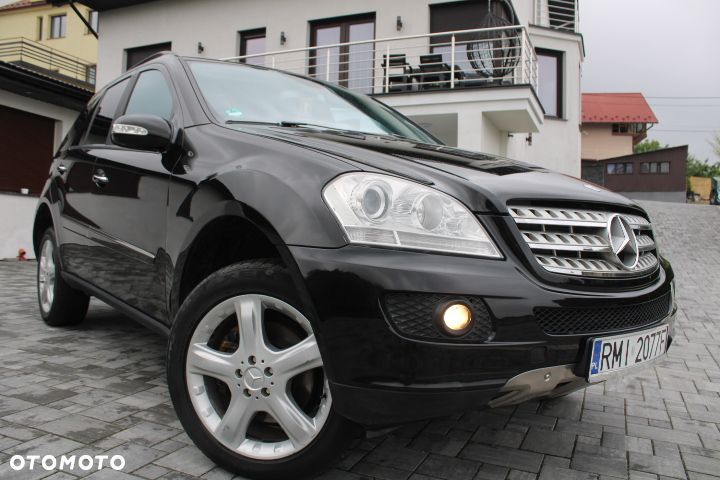 Mercedes-Benz ML - 9