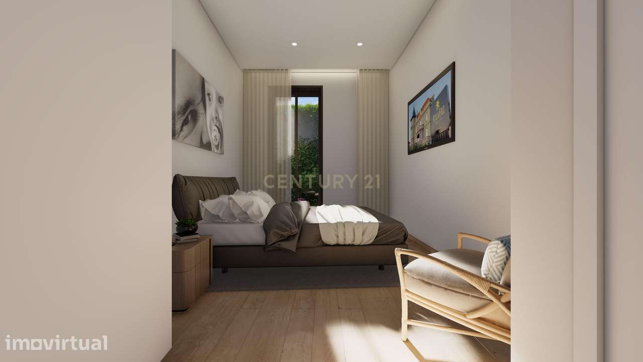 Apartamento T2 com terraço no centro histórico do Porto, com cozinha e - Grande imagem: 2/13