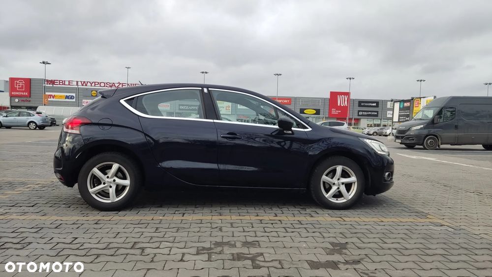 DS Automobiles DS 4 - 12