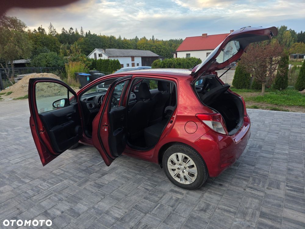 Toyota Yaris 1.0 Luna - 11