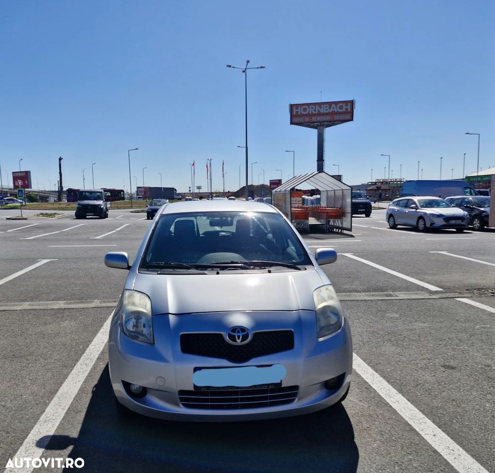 Toyota Yaris 1.4 D-4D Sol - 2