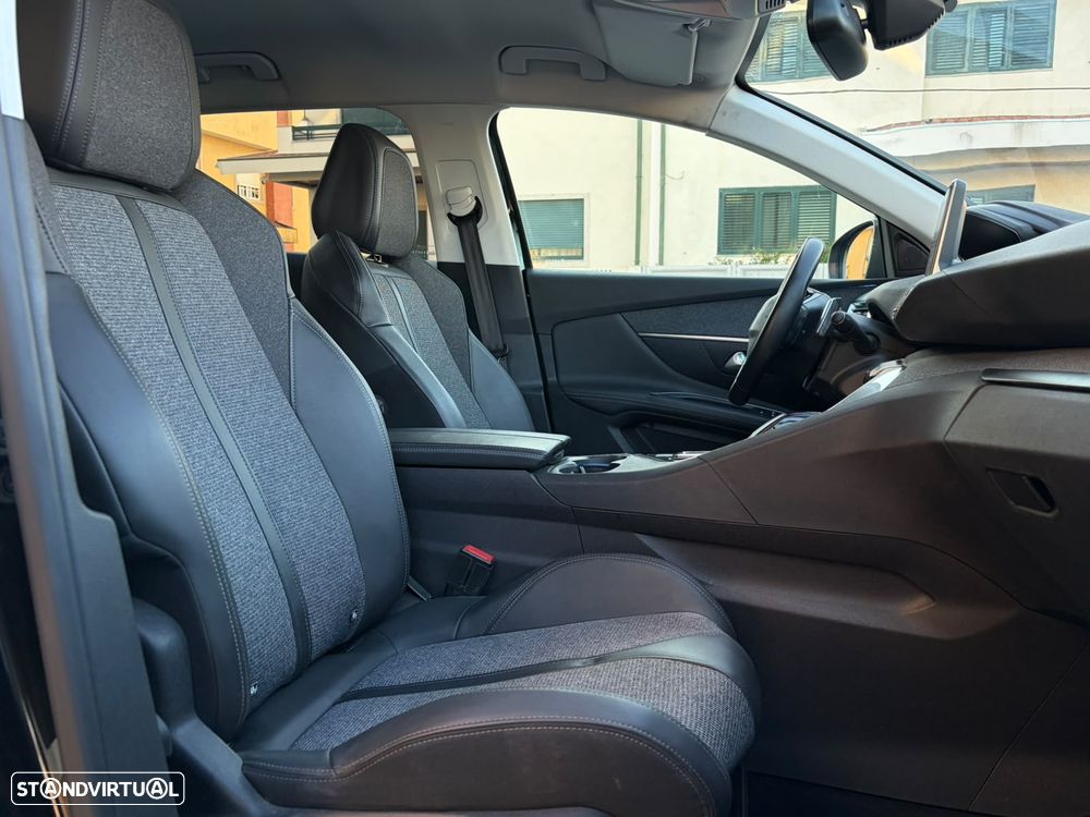 Peugeot 3008 - 13
