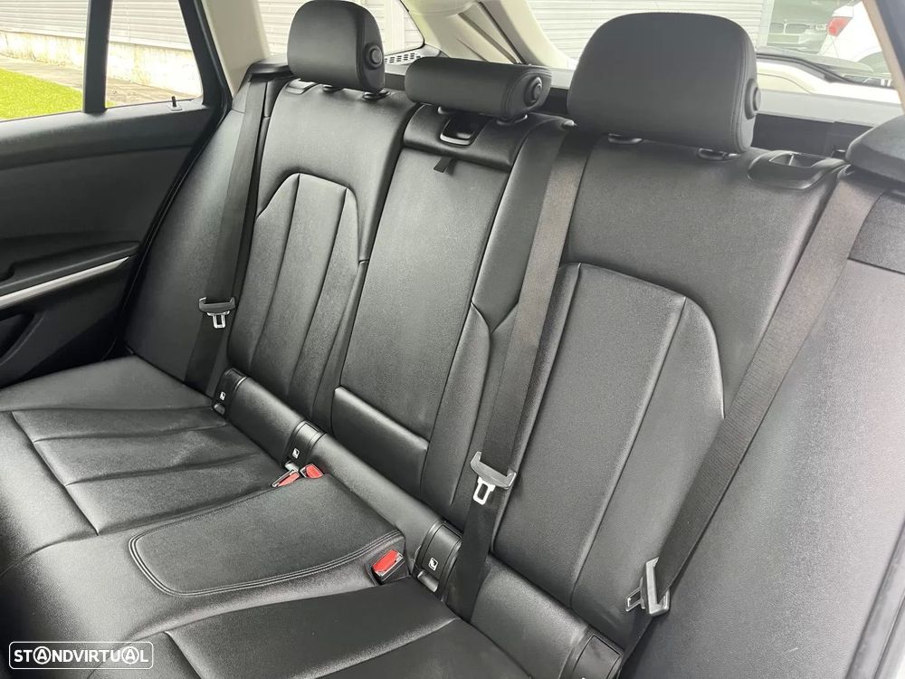 BMW 318 d Touring Aut. Sport Line - 27