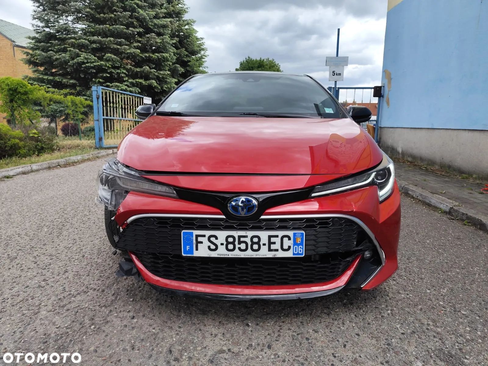 Toyota Corolla - 1